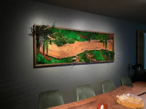 Mos schilderij met hout – Walnoot boslandschap